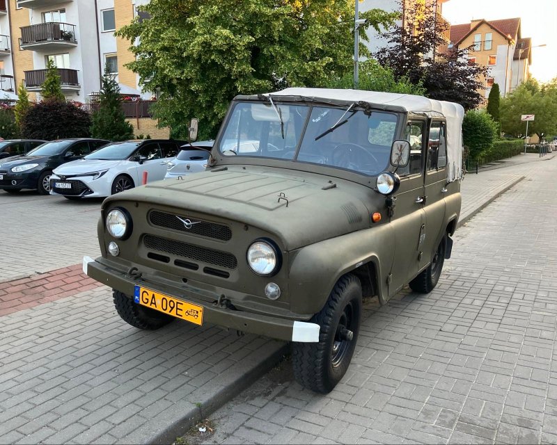 UAZ 469B
